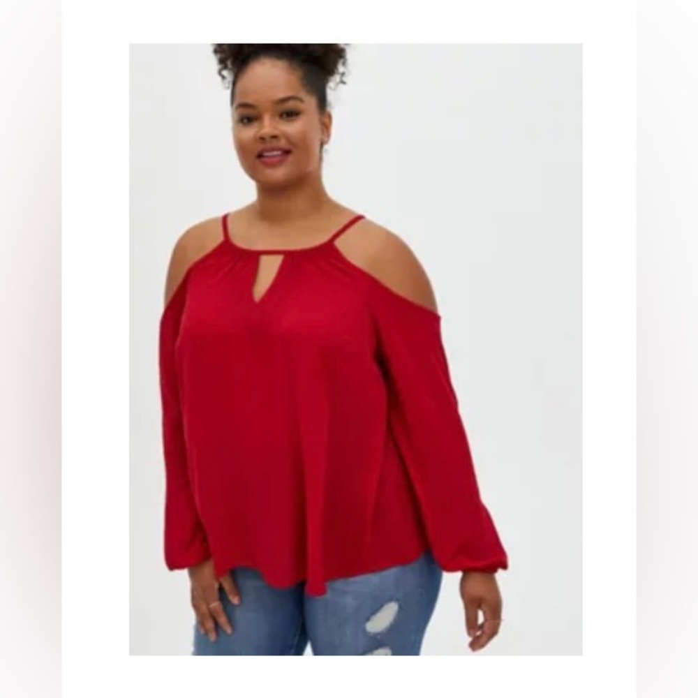 Torrid size 4 red georgette cold-shoulder top new without tags